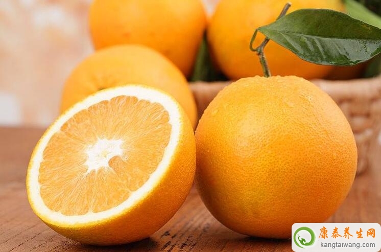 多吃柚子和橙子防口臭
